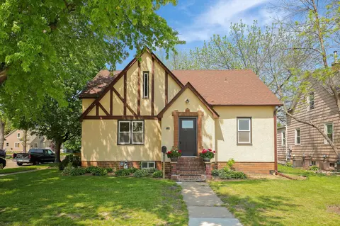 401 Main St E, New Prague, MN 56071