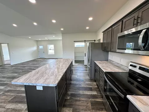 911 8th Ave NW, Perham, MN 56573 photo 13