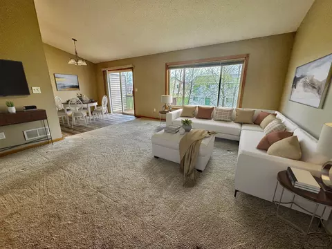 7357 Kahler Cir NE, Otsego, MN 55301