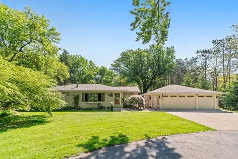 6365 Jasmine Ave N, Stillwater, MN 55082