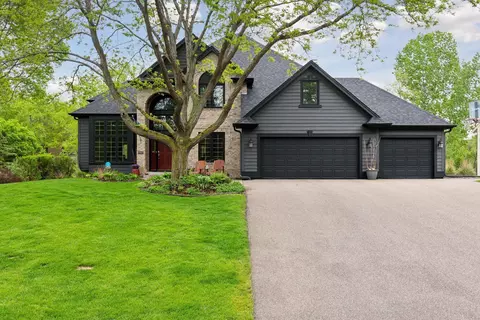5905 Sweetwater Cir, Shorewood, MN 55331