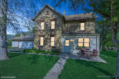 504 Broadway St S, Jordan, MN 55352