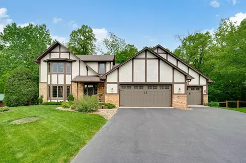 6135 Ives Ln N, Plymouth, MN 55442