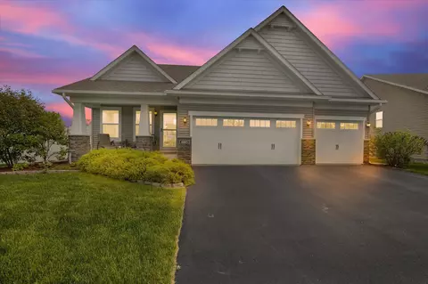 4005 127th Trl, Savage, MN 55378