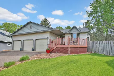 2102 2nd St N, North Saint Paul, MN 55109