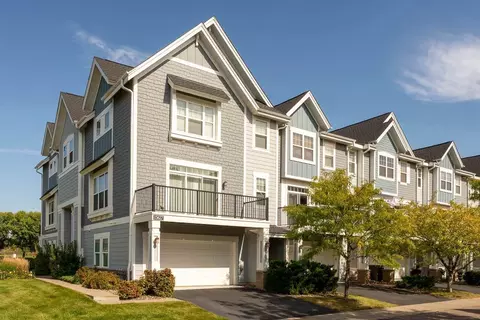 15627 Echo Ridge Rd #912, Apple Valley, MN 55124