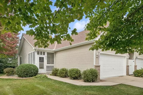 805 2nd Ave NW, Buffalo, MN 55313