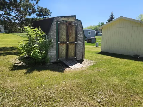 136 Park Cir, Ottertail, MN 56571 photo 9