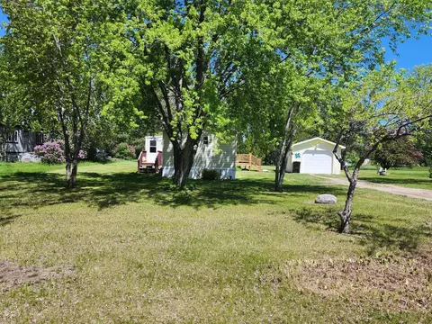 136 Park Cir, Ottertail, MN 56571 photo 2