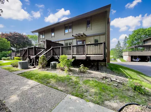 1313 Brighton Sq, New Brighton, MN 55112