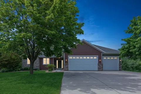 19709 Cabrilla Ct, Farmington, MN 55024