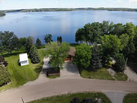 8855 Shields Lake Path, Faribault, MN 55021