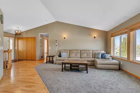1868 47th St SE, Saint Cloud, MN 56304 photo 8
