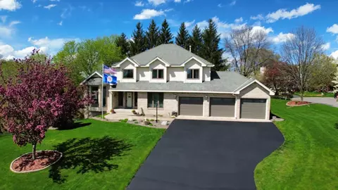 4691 Allendale Dr, White Bear, MN 55127