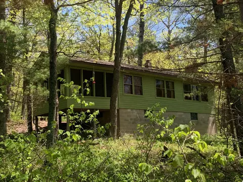 8633 NW Cedar Point Rd, Walker, MN 56484