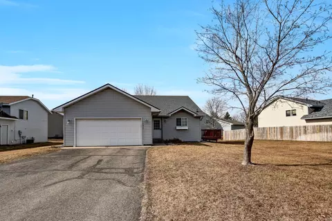 1017 Sunwood Park Ln, Waite Park, MN 56387