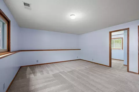 3958 Worchester Dr, Eagan, MN 55123 photo 28