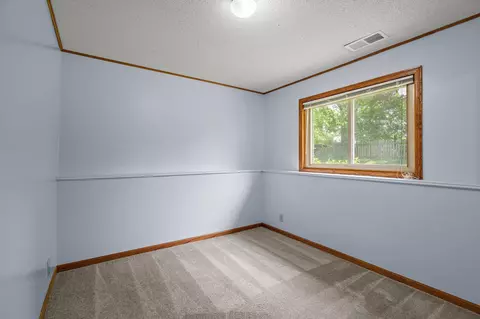 3958 Worchester Dr, Eagan, MN 55123 photo 31