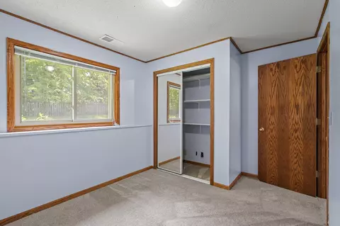 3958 Worchester Dr, Eagan, MN 55123 photo 32