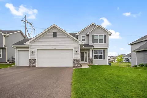 9777 Glacial Valley Bay, Woodbury, MN 55129