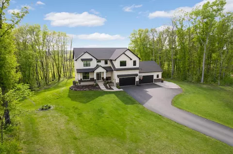 20060 Nevada Ave, Credit River, MN 55372