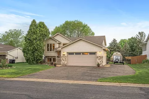 3441 Placer Ave, Anoka, MN 55303