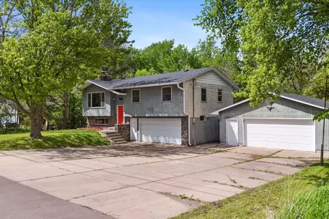 1613 Ash St, Lino Lakes, MN 55038
