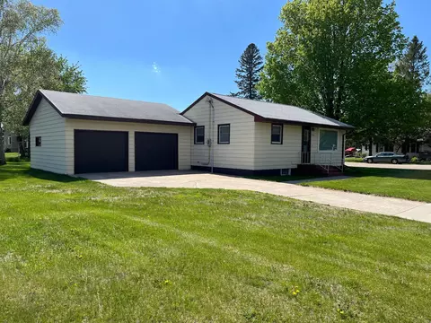 700 Holden Ave, Henning, MN 56551