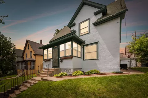 729 3rd St E, Saint Paul, MN 55106