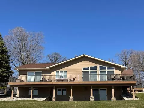 38880 Poissant Dr SE, Erskine, MN 56535