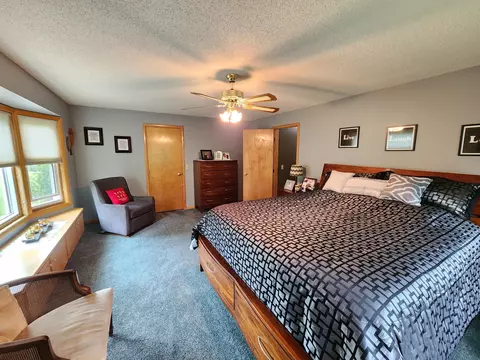 460 2nd St SW, Plainview, MN 55964 photo 26
