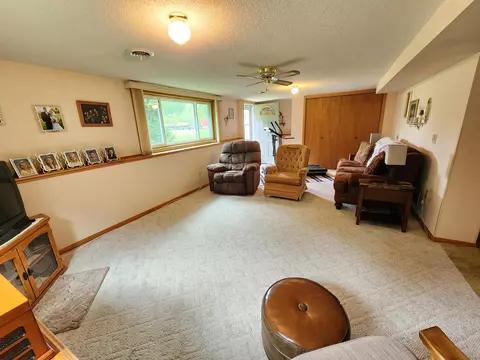460 2nd St SW, Plainview, MN 55964 photo 31