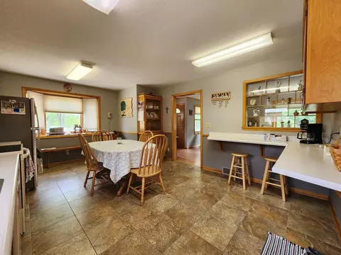 460 2nd St SW, Plainview, MN 55964 photo 13