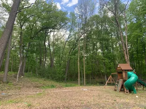 1057 Wood Ct, Lincoln Twp, WI 54001