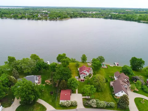 913 Van Dyke Rd NW, Alexandria, MN 56308