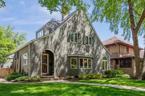 1905 Sargent Ave, Saint Paul, MN 55105