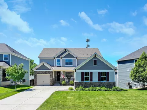 5565 Yellowstone Trl, Minnetrista, MN 55331