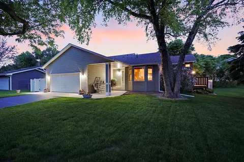2016 Murphy Ave, Shakopee, MN 55379