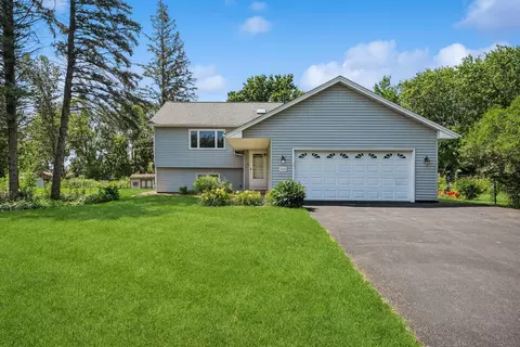 664 Overhill Rd, Eagan, MN 55123