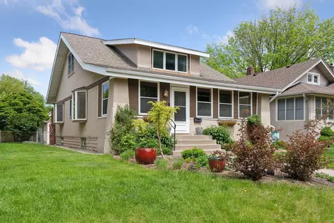 1383 Osceola Ave, Saint Paul, MN 55105