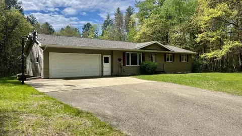 21681 Elmwood Cir, Nevis, MN 56467