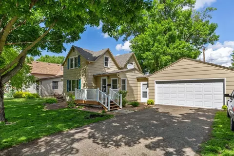 708 Broadway St, Hartland, MN 56042