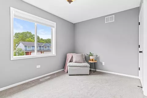 1884 Deer Hills Trl, Eagan, MN 55122 photo 18