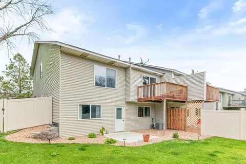 1884 Deer Hills Trl, Eagan, MN 55122 photo 37
