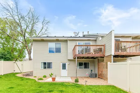 1884 Deer Hills Trl, Eagan, MN 55122 photo 36