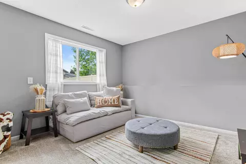 1884 Deer Hills Trl, Eagan, MN 55122 photo 24