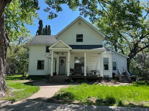 705 Highland Ave, Little Falls, MN 56345
