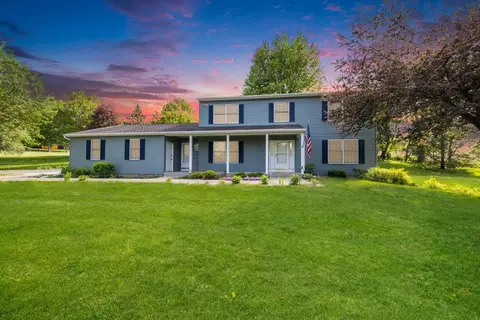 683 Chelsea Ln NW, Rochester, MN 55901
