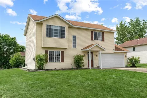 1385 Hunter Hill Dr, Hammond, WI 54015