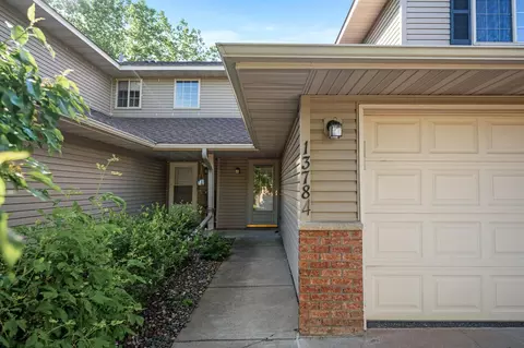 13784 Rose Dr, Rogers, MN 55374
